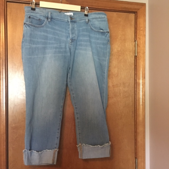 LOFT Denim - Loft Boyfriend Button Fly Cuffed Crop Jeans